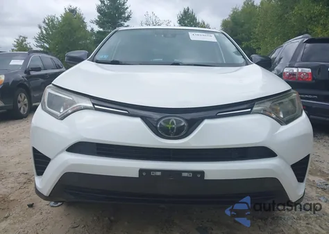 2018 Toyota Rav4 Le z USA, uszkodzony, nr VIN JTMBFREV3JJ200673